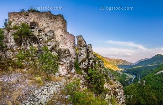 Крепост Момина кула до с. Буково