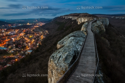 Крепостта Овеч