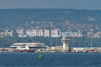 Морска гара Варна