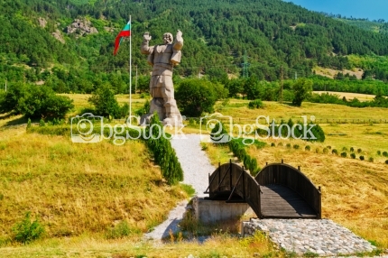 Паметник на Иван Боримечката