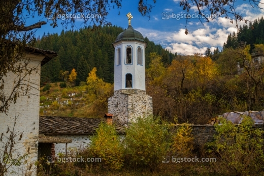 Широка лъка храм Успение Богородично